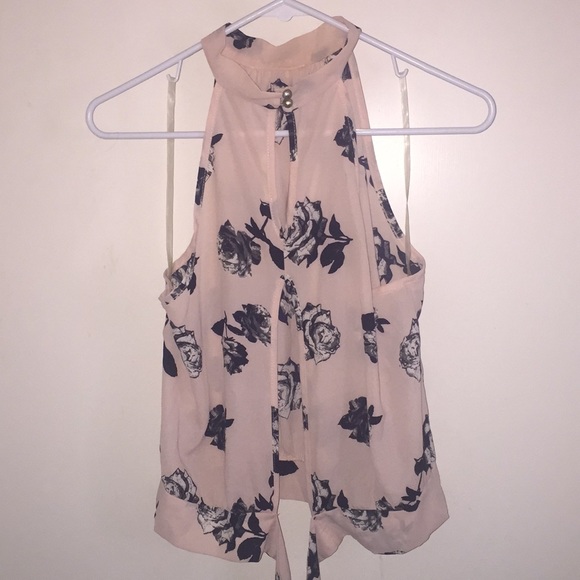 Halter top - Picture 3 of 6